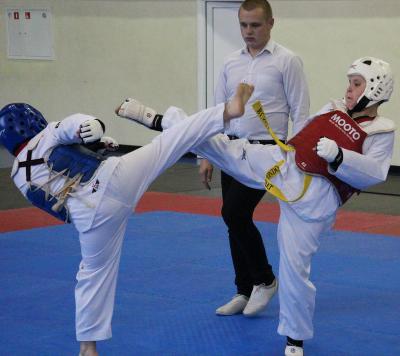 Более трёхсот тхэквондистов на два дня оккупировали спортивный зал Дворца детского творчества